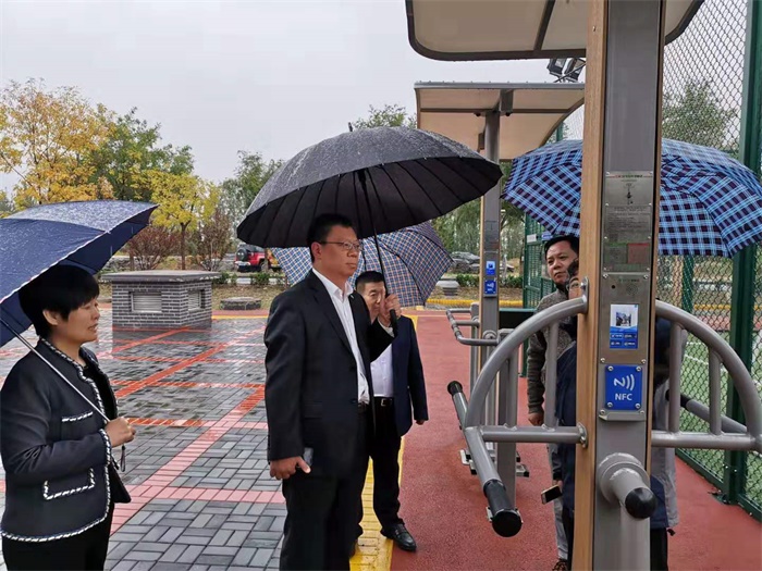 北京市體育局副局長(zhǎng)楊海濱赴懷柔區(qū)調(diào)研,并與懷柔區(qū)體育局、奧康達(dá)體育產(chǎn)業(yè)股份有限公司進(jìn)行了座談